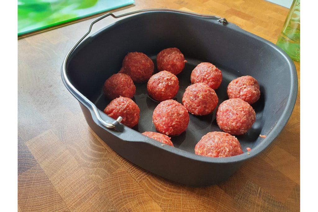 Kruidige zoete Gehaktballetjes in de Airfryer - Heerlijk bij een biertje